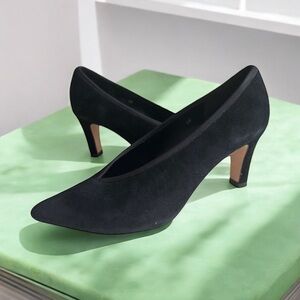 VANELI Womens Black Suede Pointed Heels Size 6